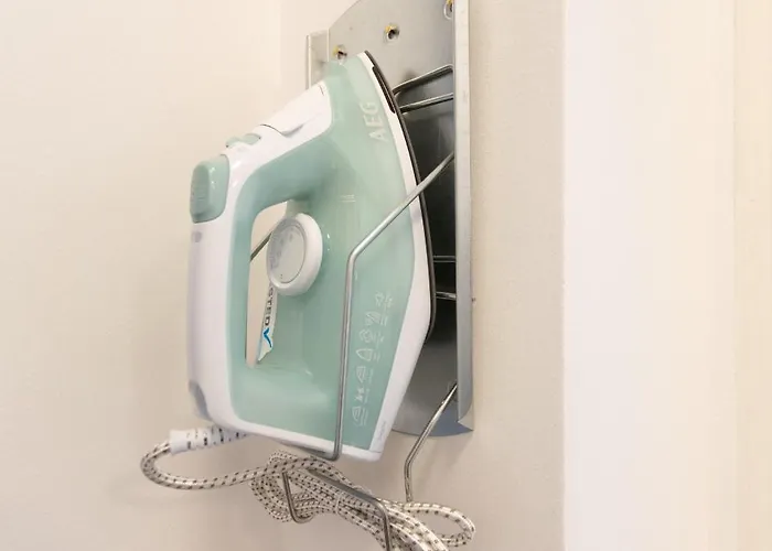 Tolstov - With 1 Or 2 - 15 Min To Messe Dus And Old Town Dus Διαμέρισμα