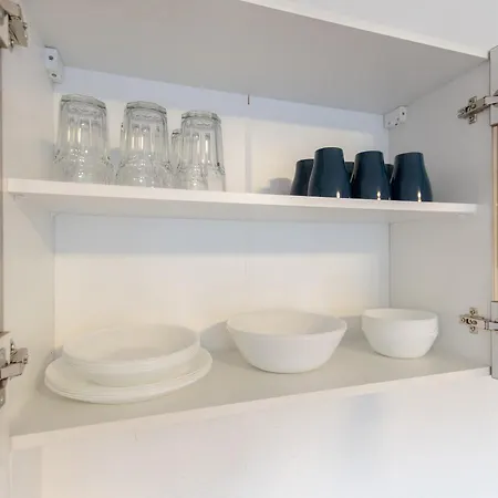 Apartment Raj Living - With 1 Or 2 - 15 Min To Messe Dus And Old Town Dus
