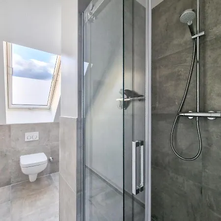 Tolstov - With 1 Or 2 - 15 Min To Messe Dus And Old Town Dus Appartement Düsseldorf