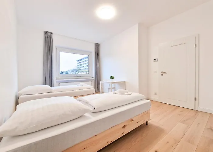 Apartamento Tolstov - With 1 Or 2 - 15 Min To Messe Dus And Old Town Dus *